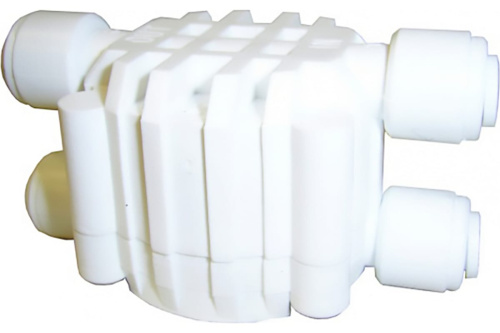 картинка Автопереключатель воды для систем обратного осмоса Гейзер 1/4" 45040 от магазина Сантехстрой