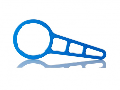 картинка Ключ для бака RO прозрачного от магазина Сантехстрой