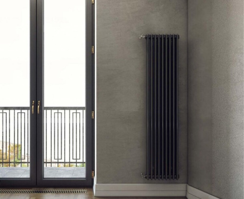 картинка Стальной 3-х трубчатый радиатор Arbonia 3180, 10 секций, высота: 1800 мм, длина: 450 мм, цвет: AME (Anthrazit metallic), подключение № 69, размер подключения: 1/2", верхний встроенный термовентиль от магазина Сантехстрой