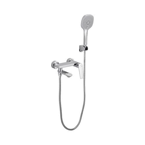 картинка Смеситель для ванны BELZ B533 с аксессуарами, короткий излив (B60533) от магазина Сантехстрой