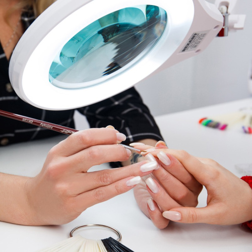 картинка Лупа на струбцине круглая 5D с подсветкой 72 SMD,  сенсорный регулятор яркости,  ø115мм,  белая (8066D) REXANT от магазина Сантехстрой