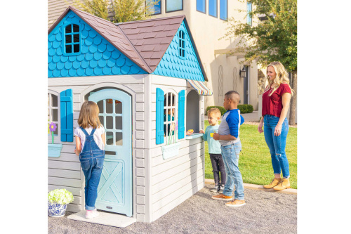 картинка Lifetime, США Детский домик Lifetime Playhouse, высота 2.15м от магазина Сантехстрой