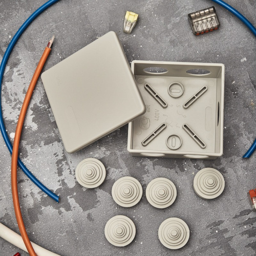 картинка Коробка распаячная ОУ 85х85х40 мм,  IP44 REXANT от магазина Сантехстрой