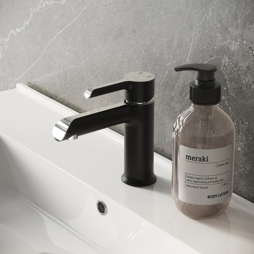 картинка Смеситель для раковины Alba 510.K35.06.100/210 хром с черным от магазина Сантехстрой