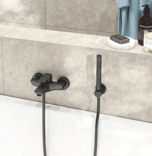 фото смеситель для ванны kludi pure style 406813975 черный матовый