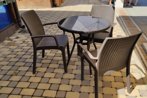 картинка Bica, Италия Стул B:rattan INDIANA с подлокотниками, коричневый от магазина Сантехстрой