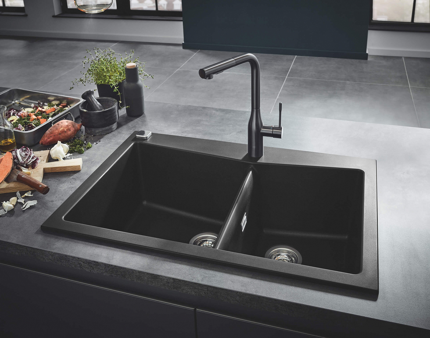 Композитные мойки GROHE. Сочетание формы и функциональности