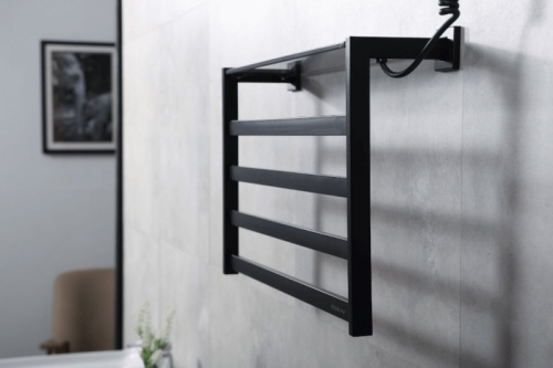 картинка Электрический полотенцесушитель Black&White Universe N-333B 58х35 333BN с полкой Черный матовый от магазина Сантехстрой