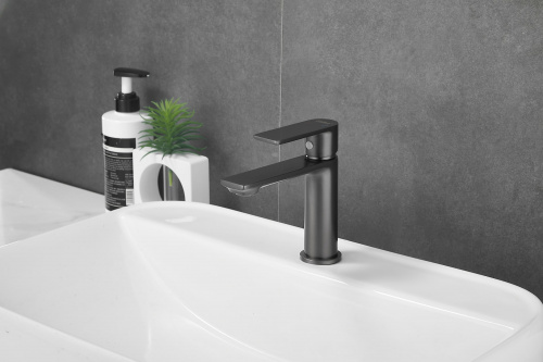 картинка Смеситель для раковины Haiba оружейная сталь (HB10639-3) от магазина Сантехстрой