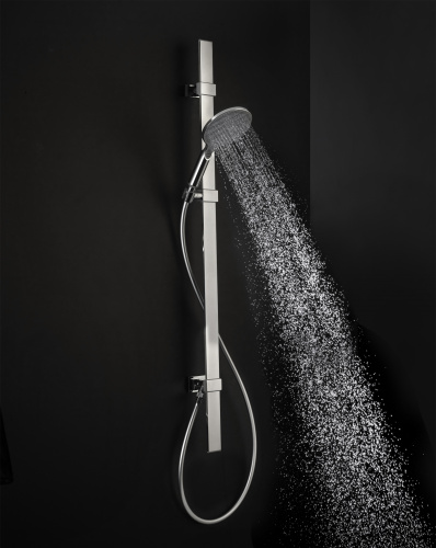 картинка Душевой комплект BOSSINI Apice с ручным душем, держателем, шланговым подсоединением и шлангом, хром (D48086.030) от магазина Сантехстрой