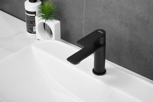 картинка Смеситель для раковины Haiba черный (HB10639-7) от магазина Сантехстрой