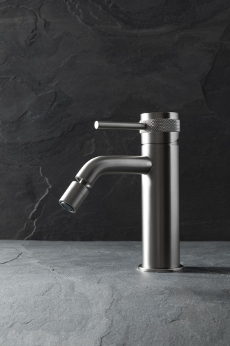 фото смеситель для биде allen brau priority 5.31a04-bn (с донным клапаном) никель браш