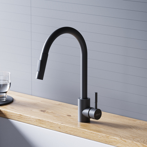 картинка D3007522 Logic Кухонный смеситель  с вытягивающимся изливом, черный от магазина Сантехстрой