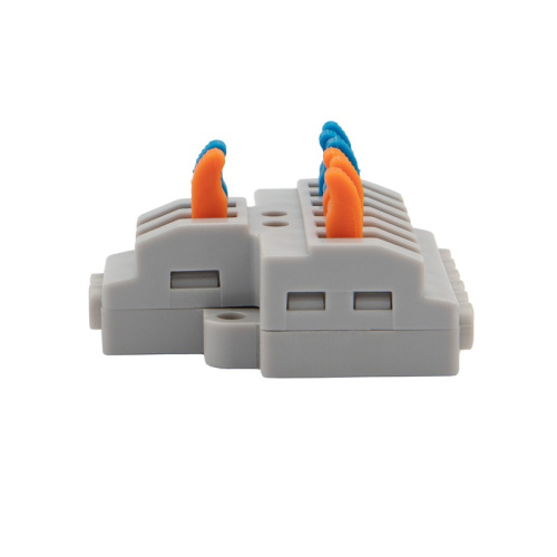 картинка Клемма СМК 2х3 проходная разветвительная 2 полюса,  с монтажной площадкой (1 ввод,  3 вывода на полюс) (50 шт. /уп. ) REXANT от магазина Сантехстрой