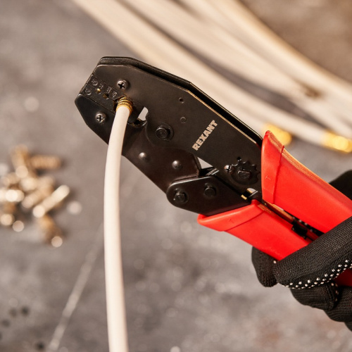 картинка Кримпер REXANT HT-301 K для обжима F и BNC разъемов RG-8, RG-11, RG-174, RG-179, RG-213 от магазина Сантехстрой