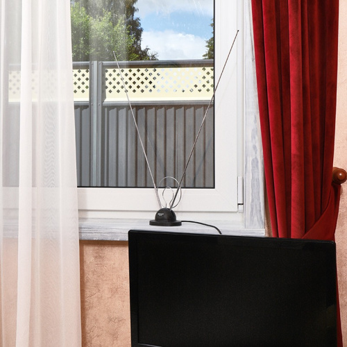 картинка Антенна комнатная телескопическая на подставке «Усы»,  RX-105 REXANT от магазина Сантехстрой