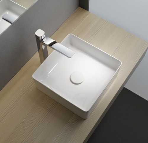 картинка LAUFEN LIVING SQUARE Раковина квадратная 360х360х130 мм без отв. под смеситель,без перелива, цвет: белый от магазина Сантехстрой