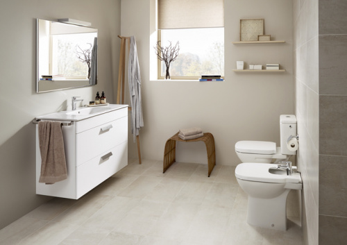 картинка Чаша напольная Roca DEBBA, гориз.выпуск, уст.компл., 655 мм от магазина Сантехстрой