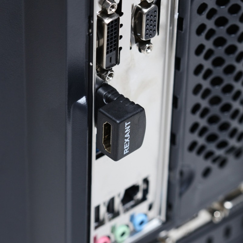 картинка Переходник штекер HDMI - гнездо HDMI,  угловой REXANT от магазина Сантехстрой