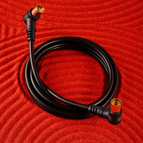 картинка Шнур ТВ гнездо - ТВ штекер,  угловой,  длина 1,5 метра,  черный REXANT от магазина Сантехстрой