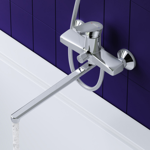 фото d5095000 ultra смеситель для ванны и душа с универсальным изливом и душевым набором