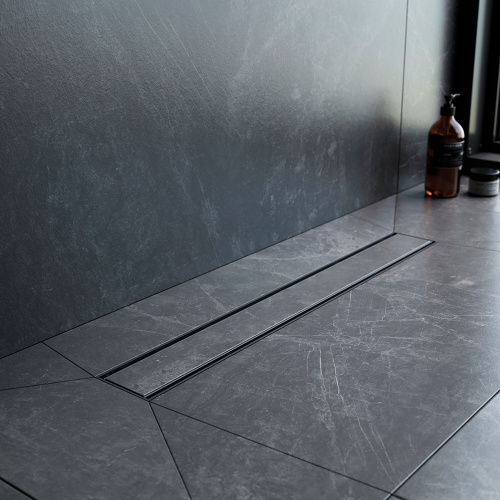 картинка W02SC-U11-060-04BM PrimeFlow Трап для душа линейный универс затвор Tile 60см цвет черн мат от магазина Сантехстрой