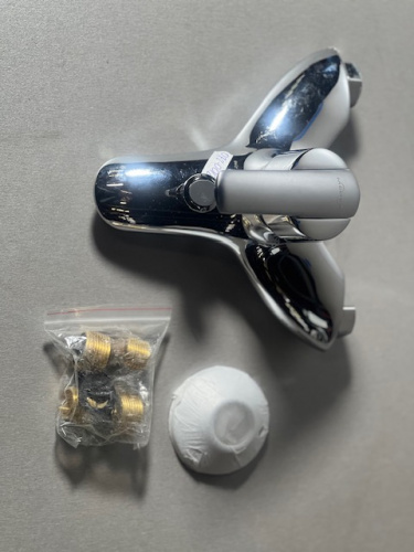 фото смеситель для ванны medea fusa hb6518223c