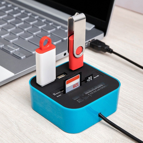 картинка Разветвитель USB на 3 порта+картридер (все в одном) черный REXANT от магазина Сантехстрой