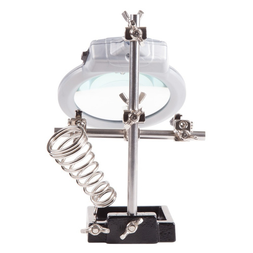 картинка Держатель «Третья рука» REXANT,  2 зажима,  чугун,  лупа 90 мм,  подставка паяльника,  LED подсветка от магазина Сантехстрой