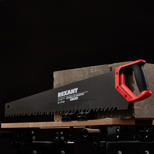 картинка Ножовка по пенобетону 700мм,  защитное покрытие,  твердосплавные напайки на зубья,  двухкомпонентная рукоятка REXANT от магазина Сантехстрой