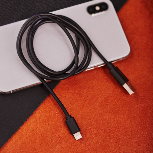 картинка Кабель USB-Lightning для iPhone/PVC/black/1m/REXANT от магазина Сантехстрой