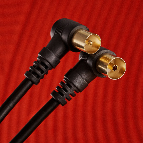 картинка Шнур ТВ гнездо - ТВ штекер,  угловой,  длина 1,5 метра,  черный REXANT от магазина Сантехстрой