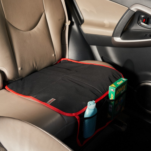 картинка Накидка защитная под детское автокресло с карманом от магазина Сантехстрой