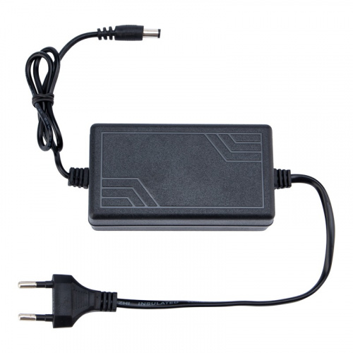 картинка Комплект светодиодной ленты 5 м с блоком питания IP65, холодное белое свечение 6500 К LAMPER от магазина Сантехстрой