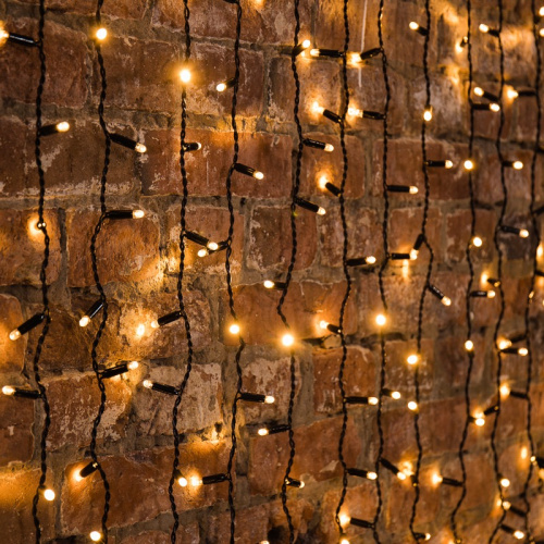 картинка Гирлянда светодиодная Занавес (Дождь),  2х6м,  768 LED ТЕПЛЫЙ БЕЛЫЙ,  черный ПВХ,  IP65, постоянное свечение 230В,  соединяется (шнур питания в комплекте) от магазина Сантехстрой