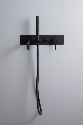 фото смеситель для ванны allen brau priority 5.31a05-31 (с внутренней частью) черный матовый