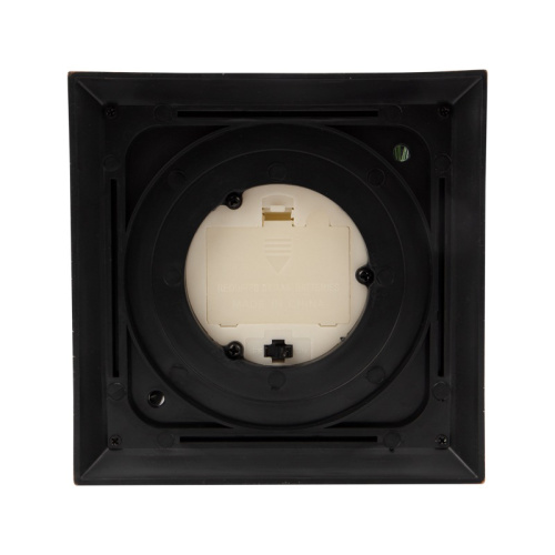 картинка Декоративный фонарь со свечкой и шишкой,  бронзовый корпус,  размер 14x14x27 см,  цвет теплый белый от магазина Сантехстрой