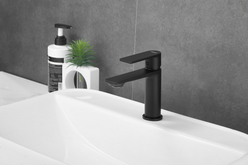 картинка Смеситель для раковины Haiba черный (HB10639-7) от магазина Сантехстрой