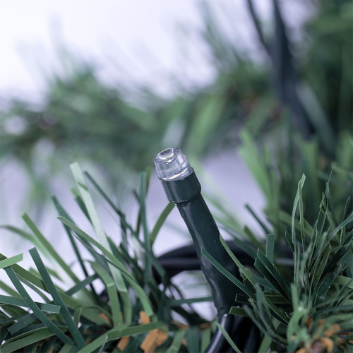 картинка Еловый шлейф искусственный 2,7 м теплое белое свечение 80 LED от магазина Сантехстрой