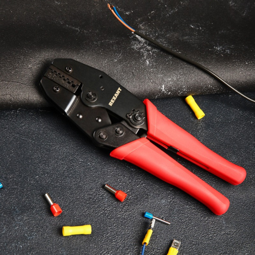 картинка Кримпер REXANT HT-301 E для обжима штыревых наконечников 0.5-4.0 мм131 от магазина Сантехстрой