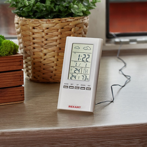 картинка Метеостанция комнатно-уличная S3331SC с проводным датчиком REXANT от магазина Сантехстрой