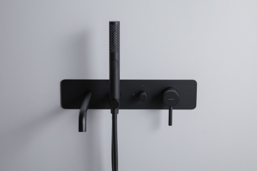 фото смеситель для ванны allen brau priority 5.31a05-31 (с внутренней частью) черный матовый