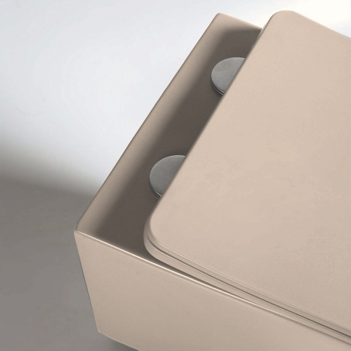 картинка Унитаз подвесной Q-Line VT1-12MC безободковый, ультратонкое soft close сиденье, капучино матовый от магазина Сантехстрой