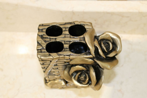 картинка Держатель для зубных щеток Art&Max Rose AM-B-0091B-Do Золото от магазина Сантехстрой