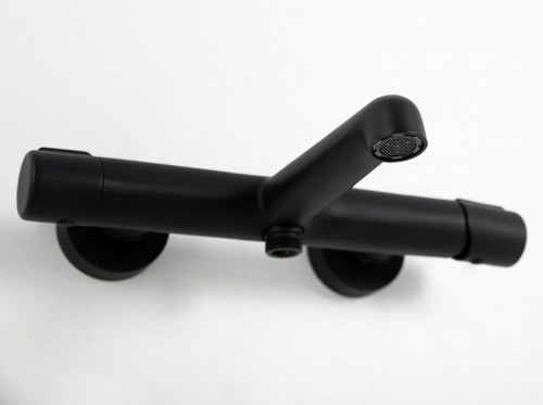 фото смеситель для ванны belbagno uno uno-vasm-nero черный матовый