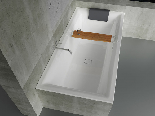 картинка Акриловая ванна Riho Still Square 180x80 B099001005 (BR0100500000000) без гидромассажа от магазина Сантехстрой