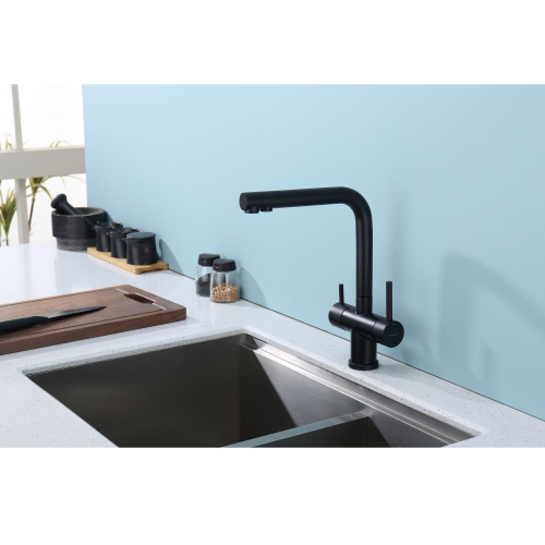 картинка Смеситель Splenka для кухни с подключением к фильтру питьевой воды (S70.61.06) от магазина Сантехстрой