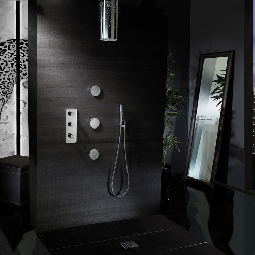 фото смеситель для душа bossini outlets z031204.021 с термостатом золото