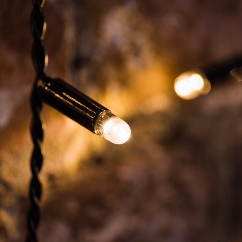 картинка Гирлянда светодиодная Занавес (Дождь),  2х3м,  600 LED ТЕПЛЫЙ БЕЛЫЙ,  черный ПВХ,  IP65, постоянное свечение,  230В,  соединяется (нужен шнур питания 303-500) от магазина Сантехстрой