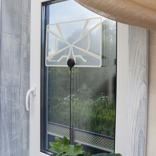 картинка Антенна комнатная «Активная» для цифрового телевидения DVB-T2, Ag-709 REXANT от магазина Сантехстрой